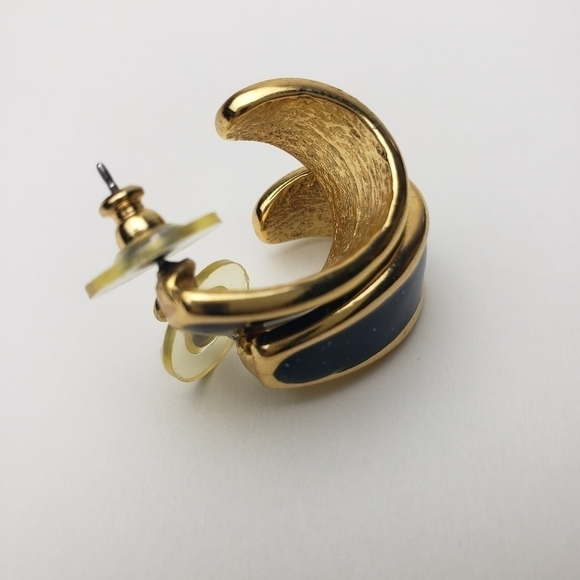 𝅺Vintage 90's Blue Enamel Hoops Earrings - Picture 4 of 6